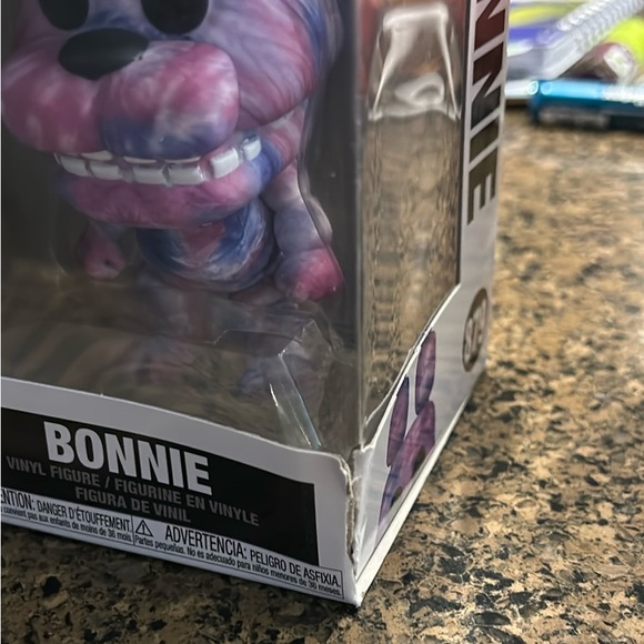 Funko Five Nights at Freddy's Colorful Figures Set - Picture 3 of 3